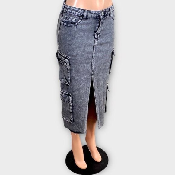 NWT True Religion Vintage Cargo Midi Slit Skirt Vintage Charcoal, Size 26 - Picture 4 of 12